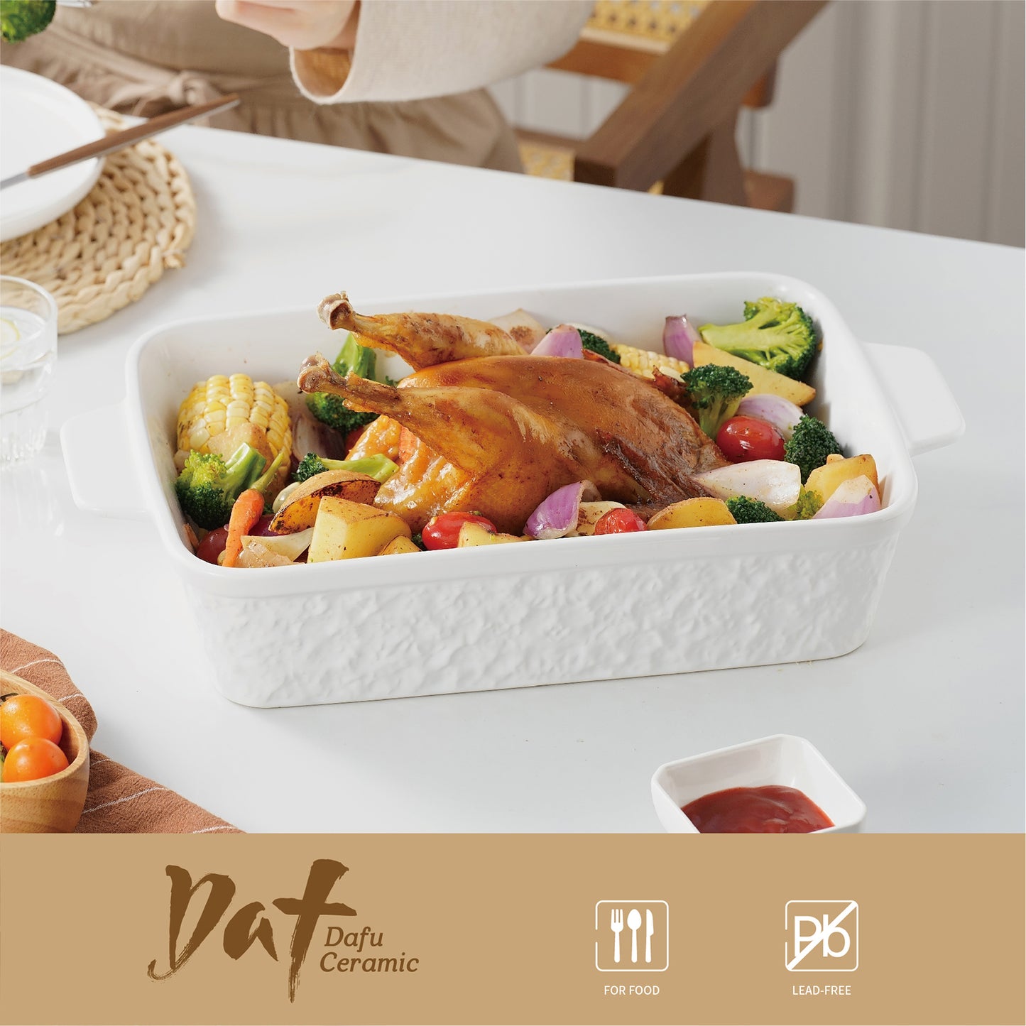 Dafuceramic Casserole Dish for Oven, 4.5 QT Baking Dish, 9x13 Large Porcelain Baking Pan, Durable Rectangular Lasagna Pan Deep with Handles, Microwave Oven Safe