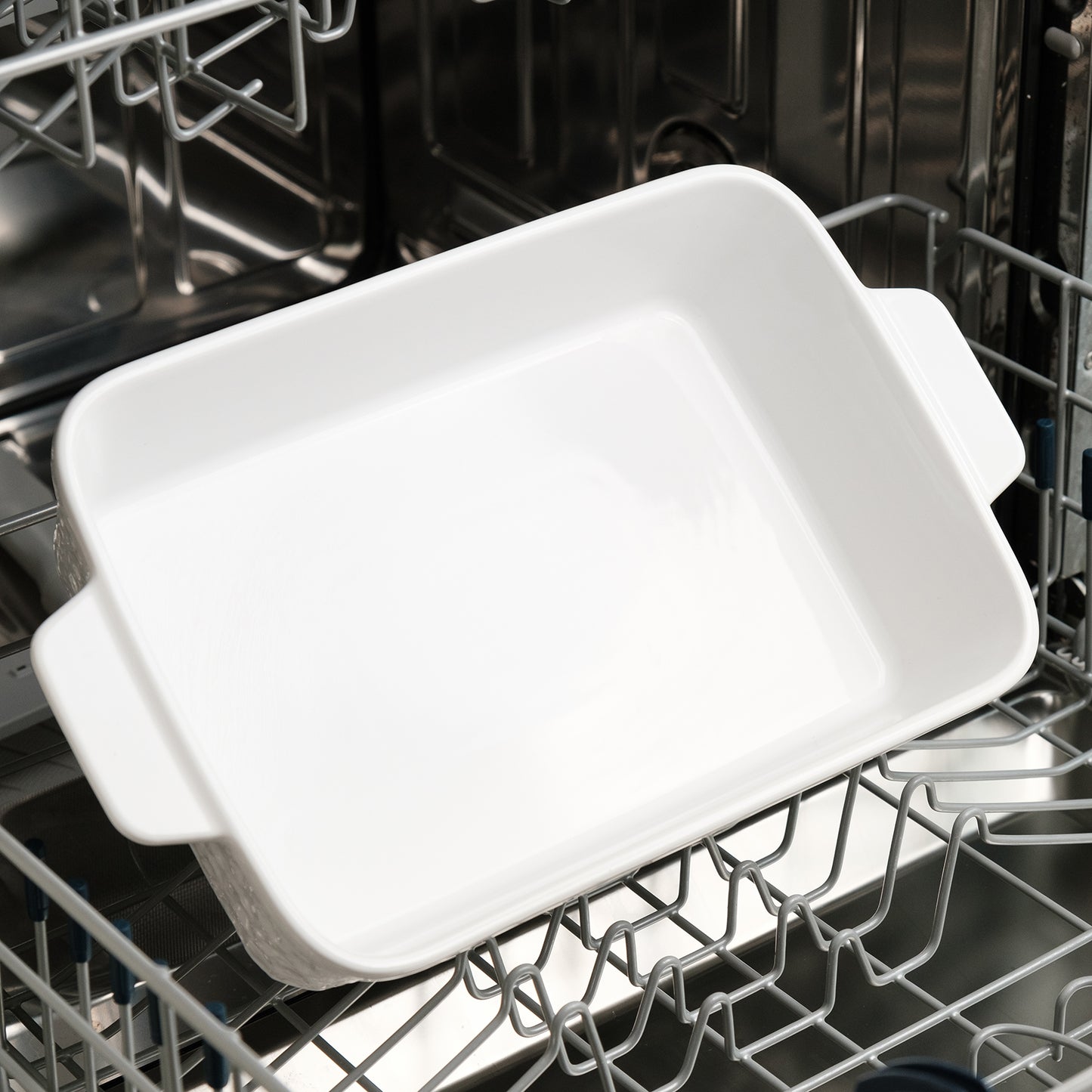 Dafuceramic Casserole Dish for Oven, 4.5 QT Baking Dish, 9x13 Large Porcelain Baking Pan, Durable Rectangular Lasagna Pan Deep with Handles, Microwave Oven Safe